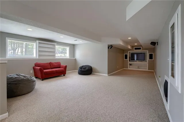 $690,000 | 14608 Chadwick Street, Leawood, KS 66224