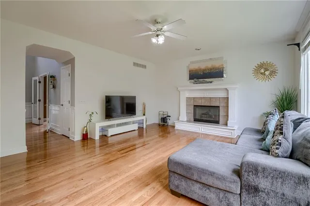 $690,000 | 14608 Chadwick Street, Leawood, KS 66224