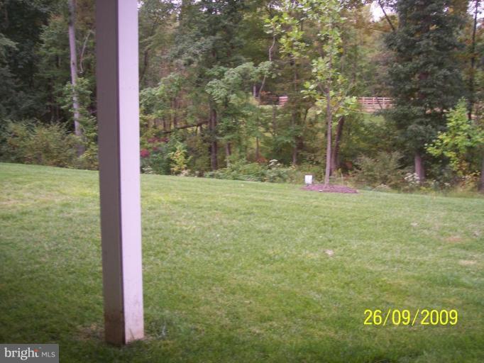 1589 Rutland Way Hanover, MD 21076 - Photo 12 of 18 Back yard