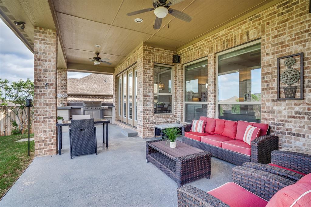 1011 Riviera Road Roanoke, TX 76262 - Photo 6 of 28 Covered outdoor living with built-in grill