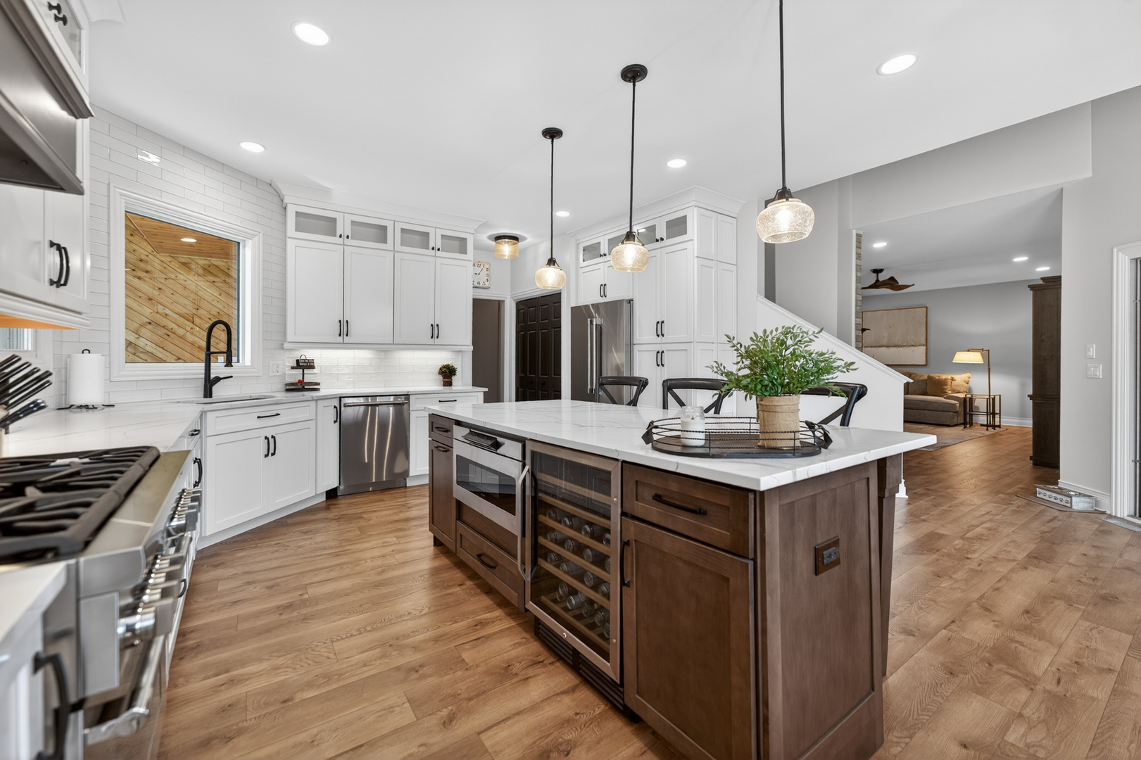 37W530 Grey Barn Road St. Charles, IL 60175 - Photo 15 of 63