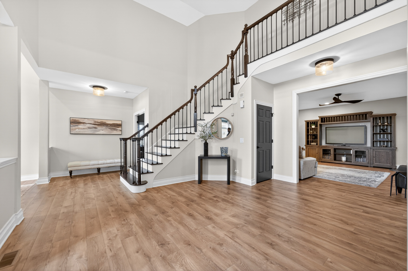 37W530 Grey Barn Road St. Charles, IL 60175 - Photo 4 of 63