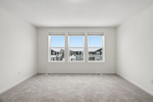 $400,000 | 9669 4th St Lane North, Lake Elmo, MN 55042