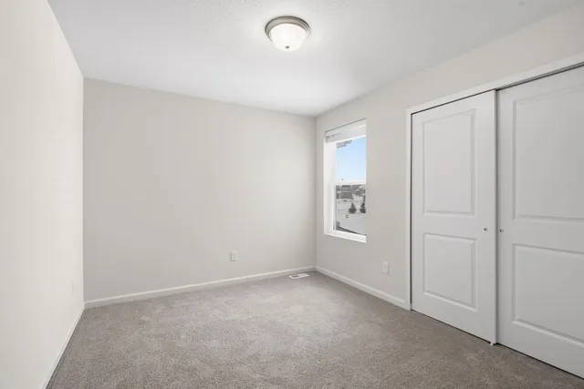 $400,000 | 9669 4th St Lane North, Lake Elmo, MN 55042