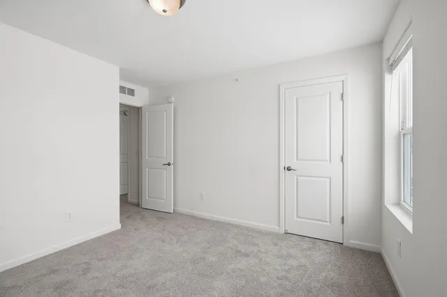 $400,000 | 9669 4th St Lane North, Lake Elmo, MN 55042