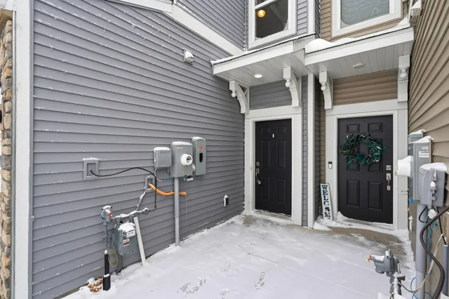 $400,000 | 9669 4th St Lane North, Lake Elmo, MN 55042