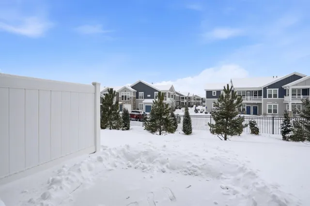 $400,000 | 9669 4th St Lane North, Lake Elmo, MN 55042