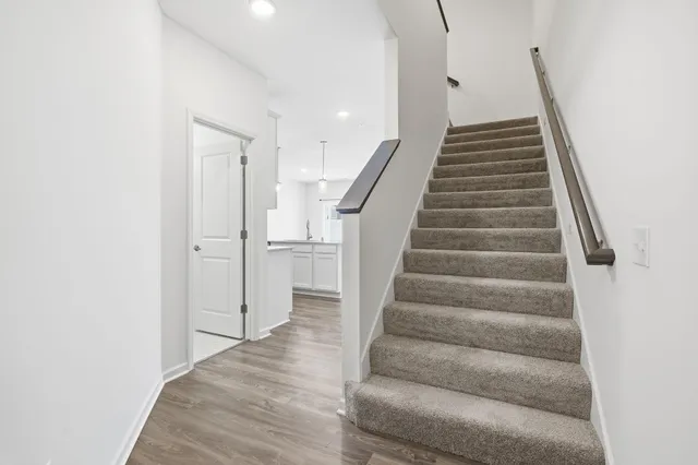 $400,000 | 9669 4th St Lane North, Lake Elmo, MN 55042