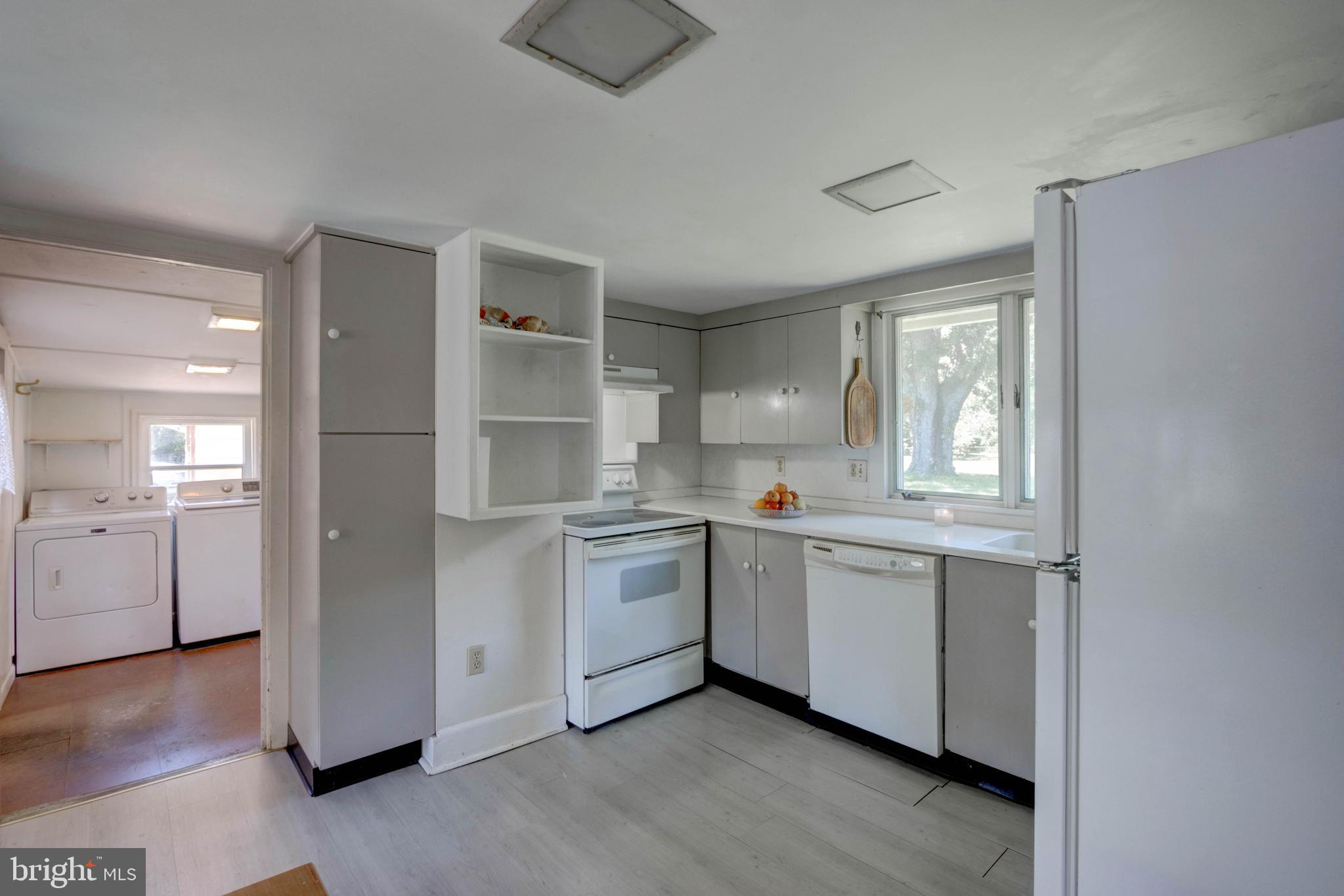 1428 Winnie Place Edgewater, MD 21037 - Photo 21 of 77