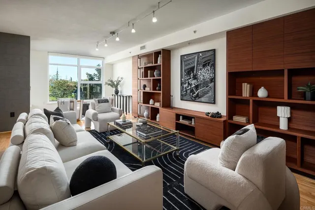 $1,365,000 | 1431 Pacific Highway, Unit 315, San Diego, CA 92101