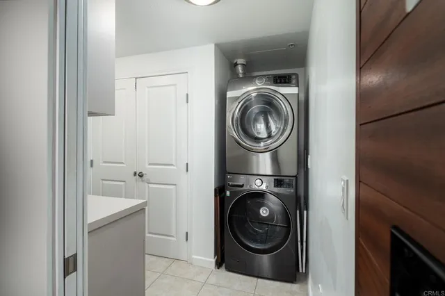 $1,365,000 | 1431 Pacific Highway, Unit 315, San Diego, CA 92101