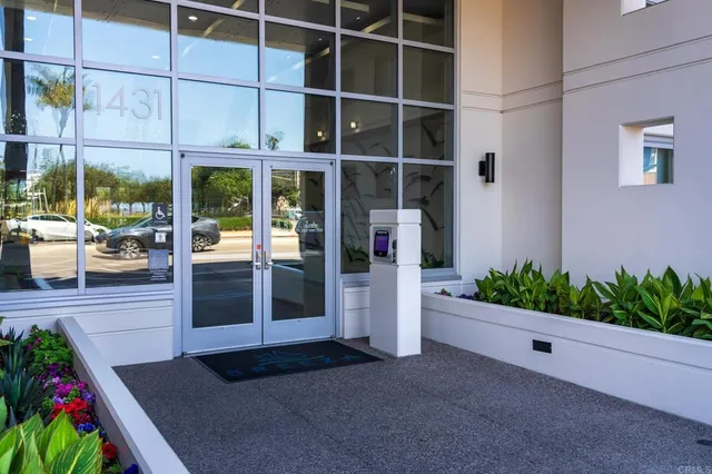 $1,365,000 | 1431 Pacific Highway, Unit 315, San Diego, CA 92101