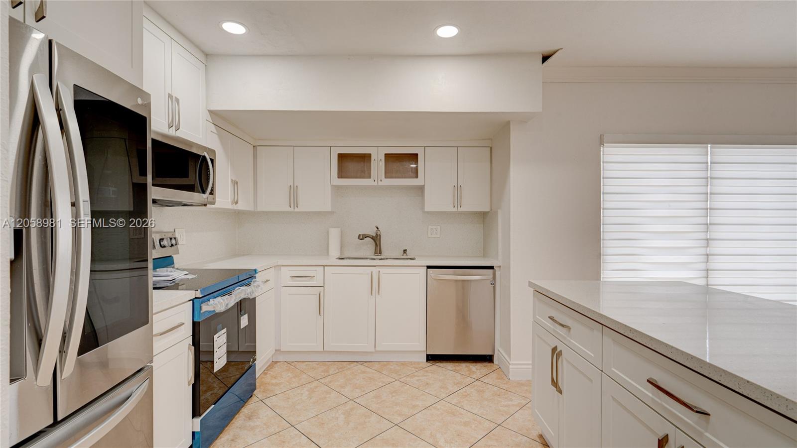 2953 Southwest 23rd Street, Unit 55 Miami, FL 33145 - Photo 17 of 52