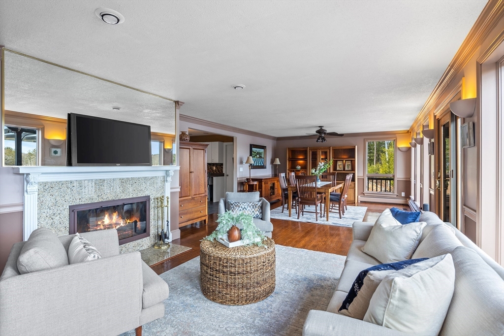 152 Kimball Road Amesbury, MA 01913 - Photo 19 of 37