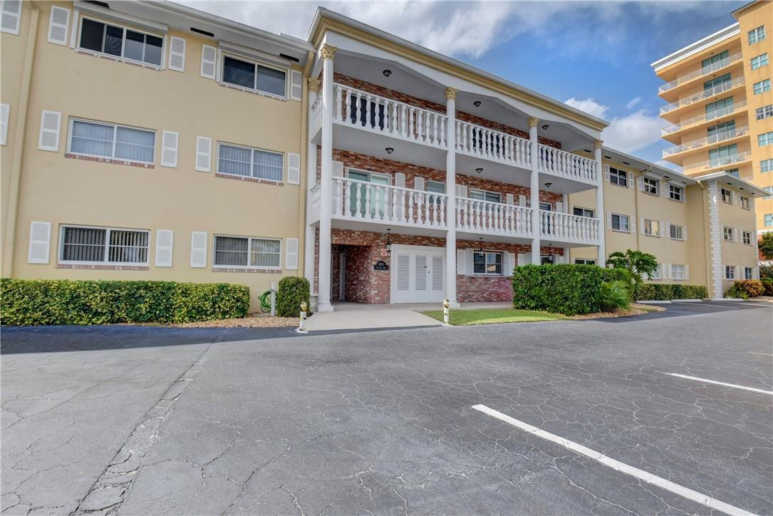 801 North Riverside Drive, Unit 3C Pompano Beach, FL 33062 - Photo 23 of 34 FRONT EXTERIOR
