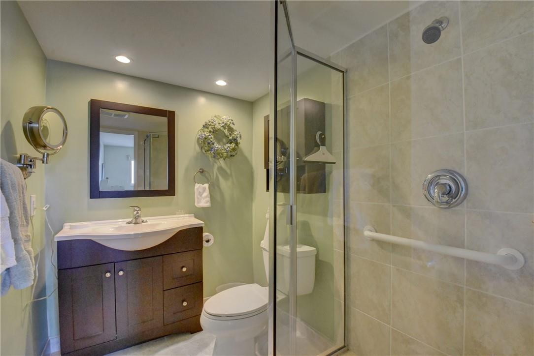 801 North Riverside Drive, Unit 3C Pompano Beach, FL 33062 - Photo 25 of 34 BEAUTIFULLY REMODELED!