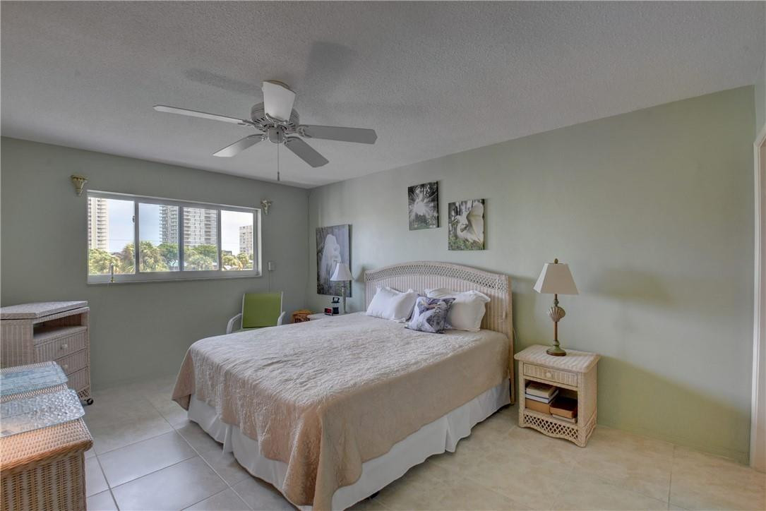 801 North Riverside Drive, Unit 3C Pompano Beach, FL 33062 - Photo 28 of 34 SPACIOUS MASTER BEDROOM