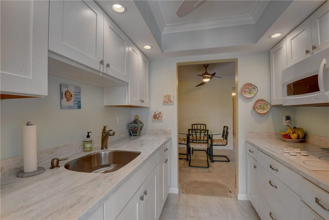 801 North Riverside Drive, Unit 3C Pompano Beach, FL 33062 - Photo 4 of 34 RECESSED LIGHTING