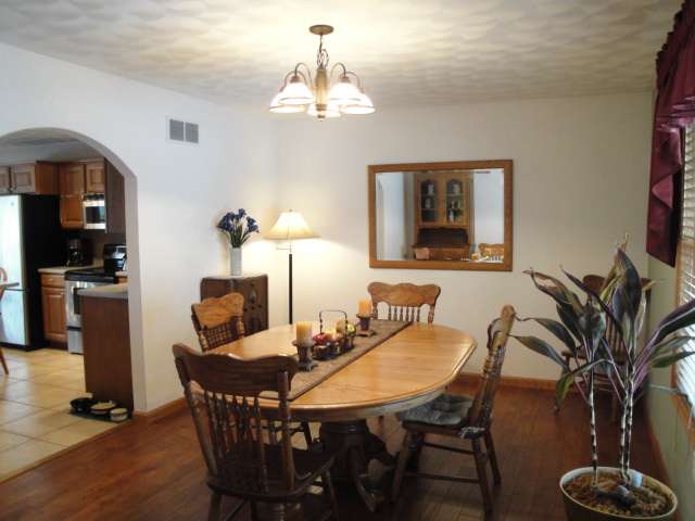 23740 Farmdale Road Washington, IL 61571 - Photo 7 of 15 Gallery Image 7