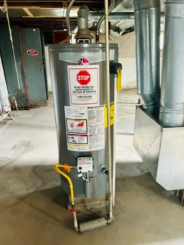 $114,900 | 521 East 161st Place, South Holland, IL 60473