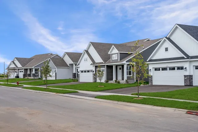 $2,895 | 2339 Jandell Avenue Northeast, St. Michael, MN 55376