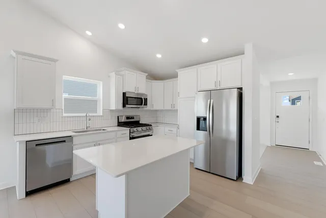 $2,895 | 2339 Jandell Avenue Northeast, St. Michael, MN 55376