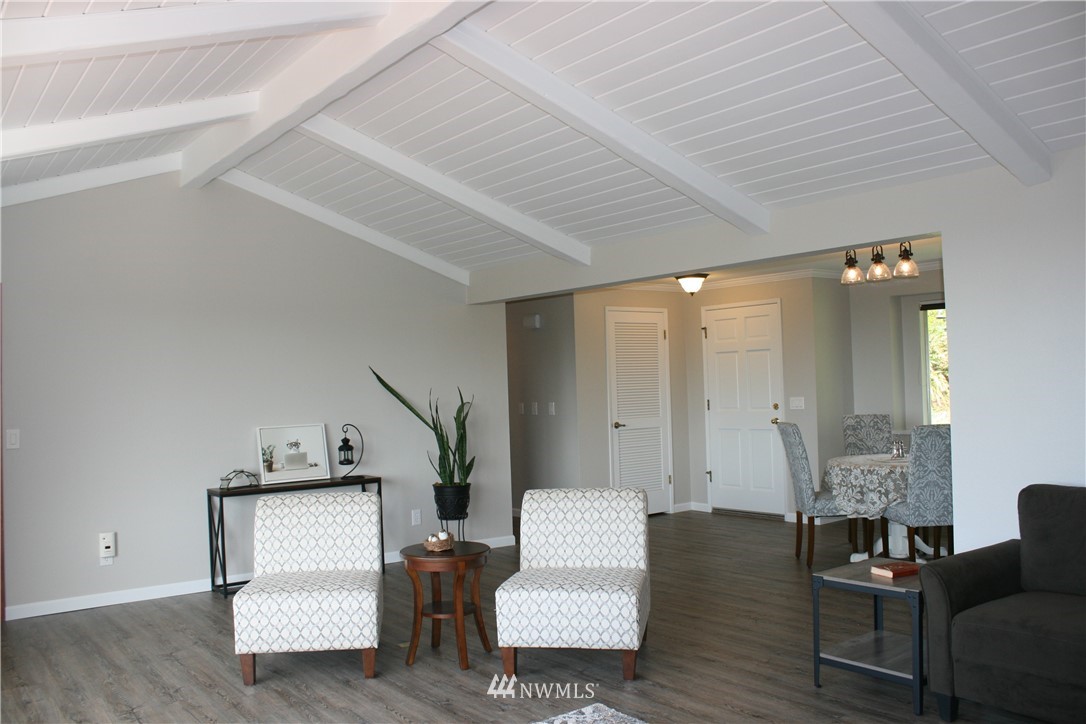13260 Banner Road Southeast Olalla, WA 98359 - Photo 11 of 34 Gallery Image 11