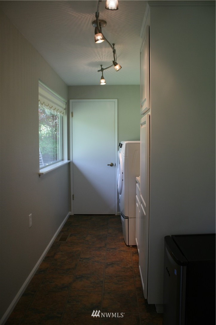13260 Banner Road Southeast Olalla, WA 98359 - Photo 16 of 34 Gallery Image 16