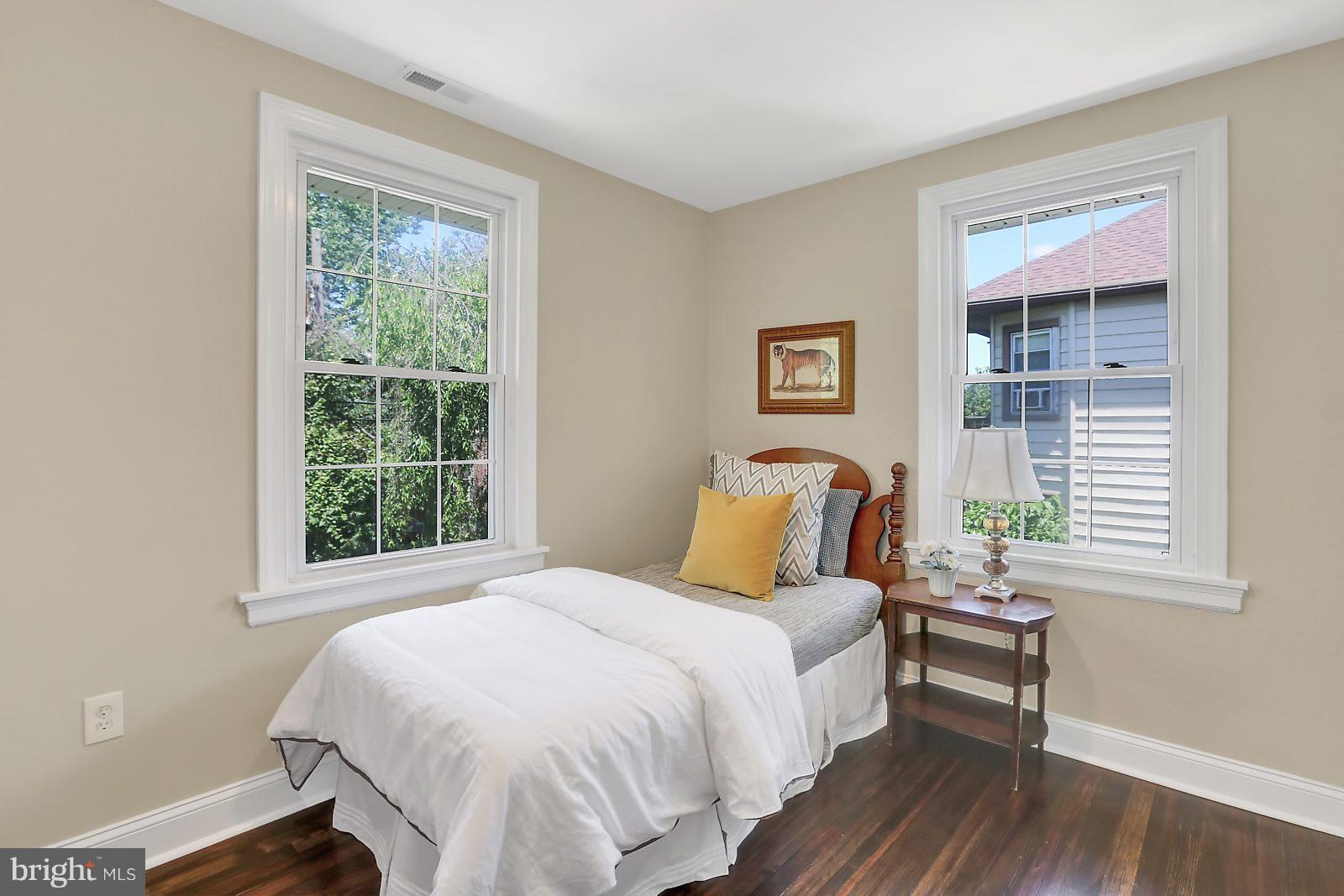 3610 Edgewood Road Baltimore, MD 21215 - Photo 15 of 29 Bedroom