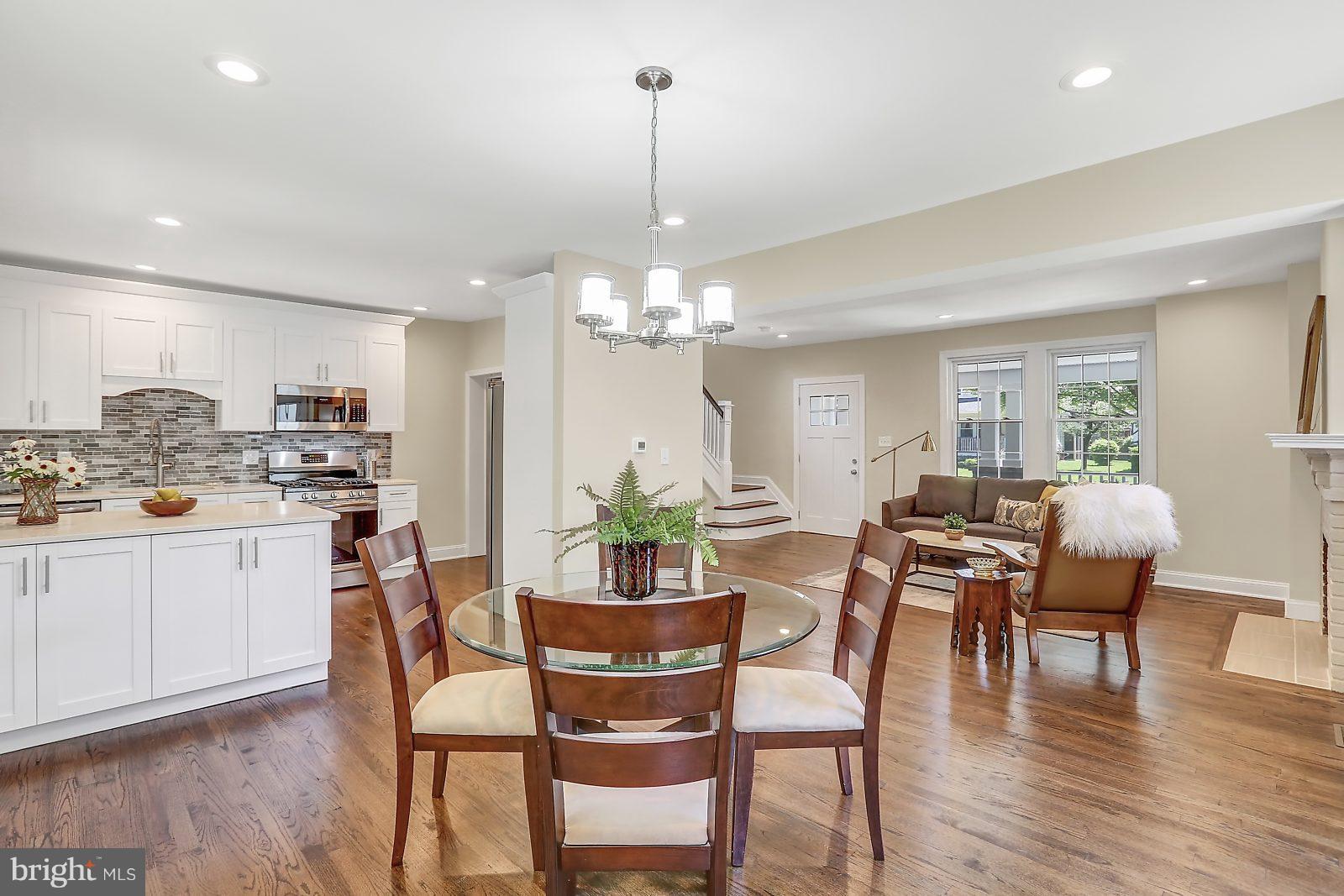3610 Edgewood Road Baltimore, MD 21215 - Photo 6 of 29 Dining Room