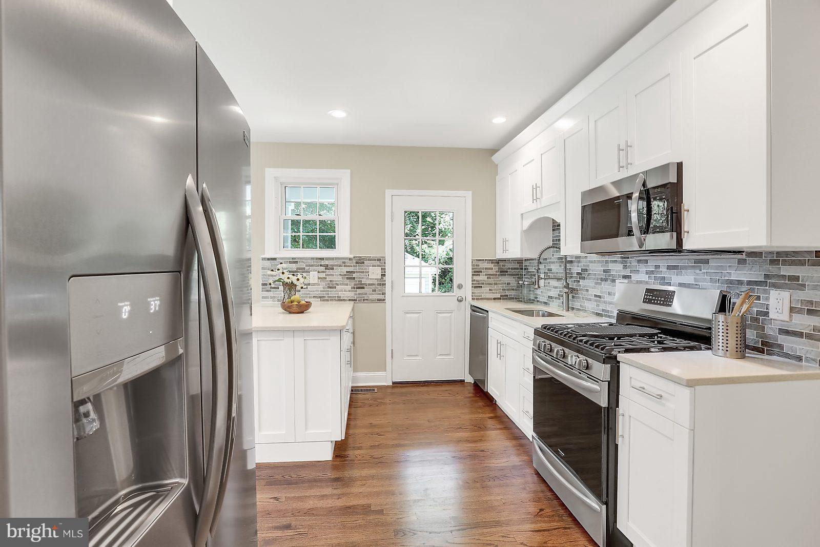 3610 Edgewood Road Baltimore, MD 21215 - Photo 10 of 29 Kitchen