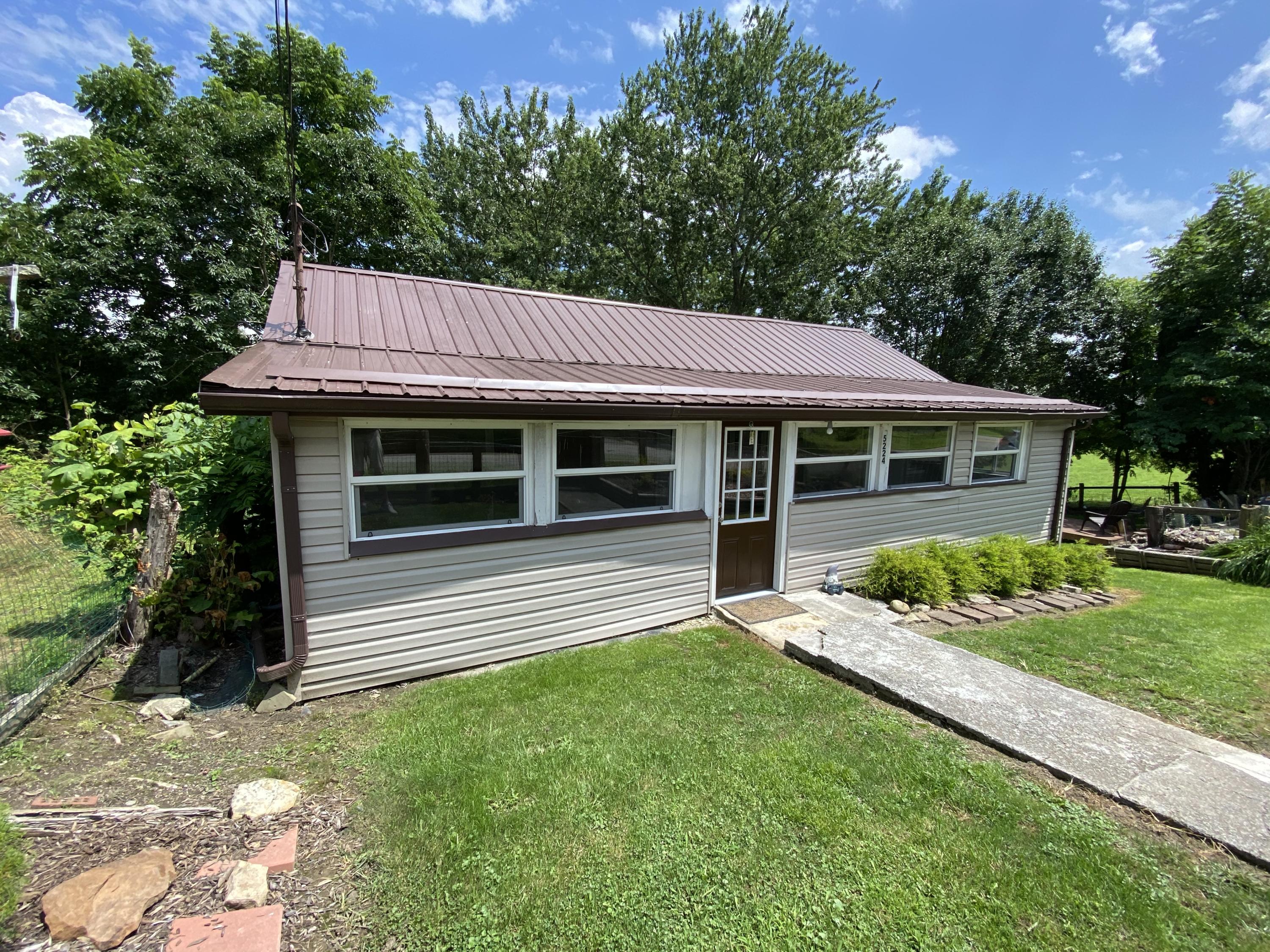 5224 Pole Bridge Road Wise, VA 24293 - Photo 4 of 20 7B900DA7-9E0C-4732-9085-7E199A41565E