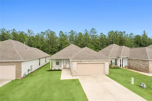 $1,900 | 60341 Sunset Oak Boulevard, Lacombe, LA 70445