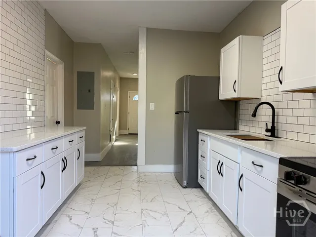 $1,995 | 728 West 39th Street, Savannah, GA 31415