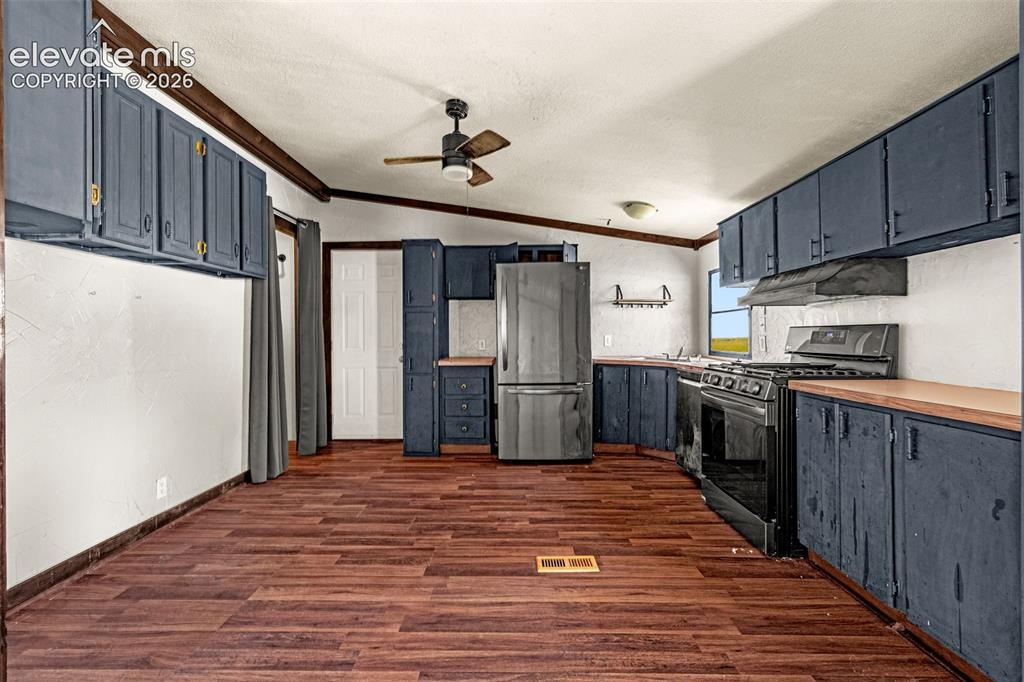 4465 South Johnson Road Rush, CO 80833 - Photo 7 of 38