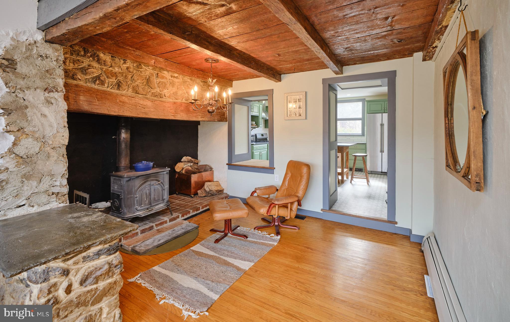 3795 Highway 212 Riegelsville, PA 18077 - Photo 17 of 51 Keeping Room