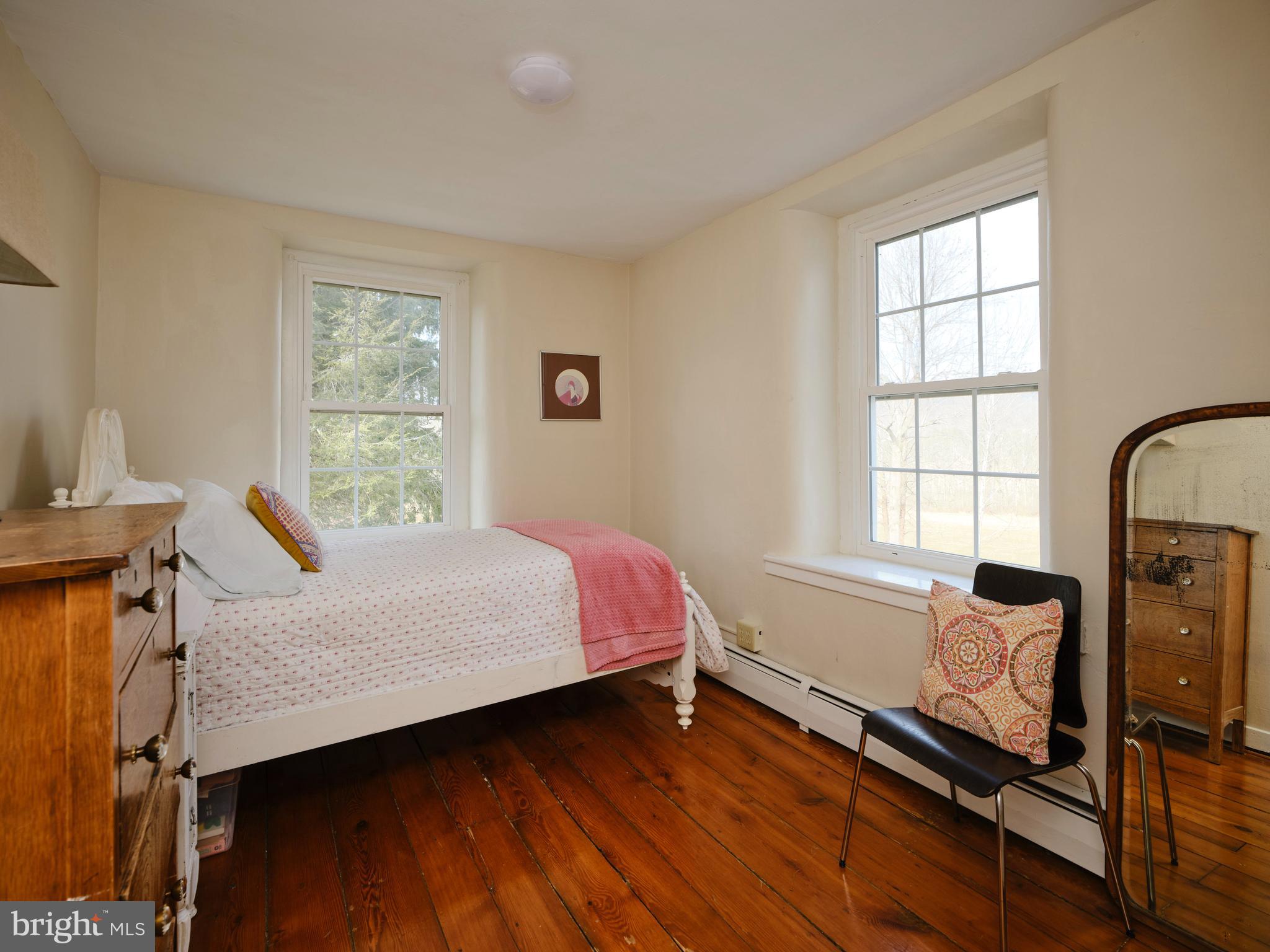 3795 Highway 212 Riegelsville, PA 18077 - Photo 25 of 51 Upstairs Bedroom