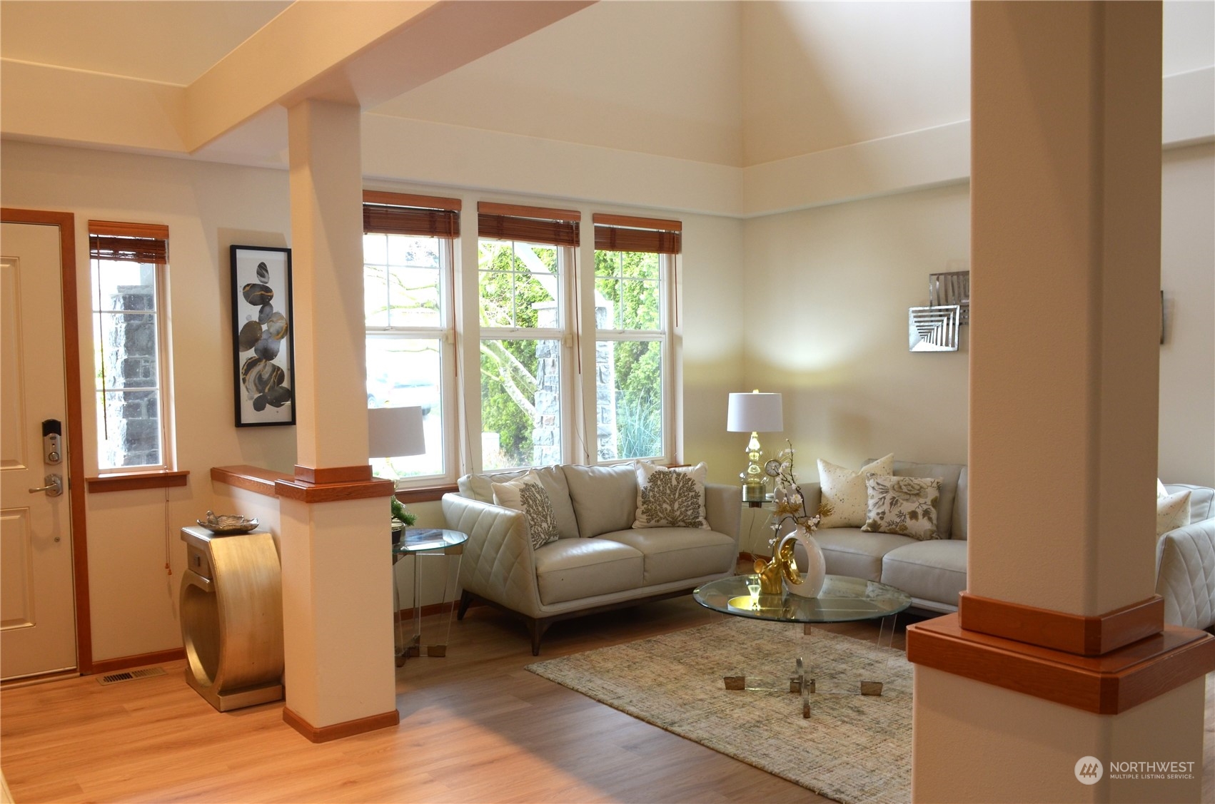 208 Orcas Place Southeast Renton, WA 98059 - Photo 7 of 40