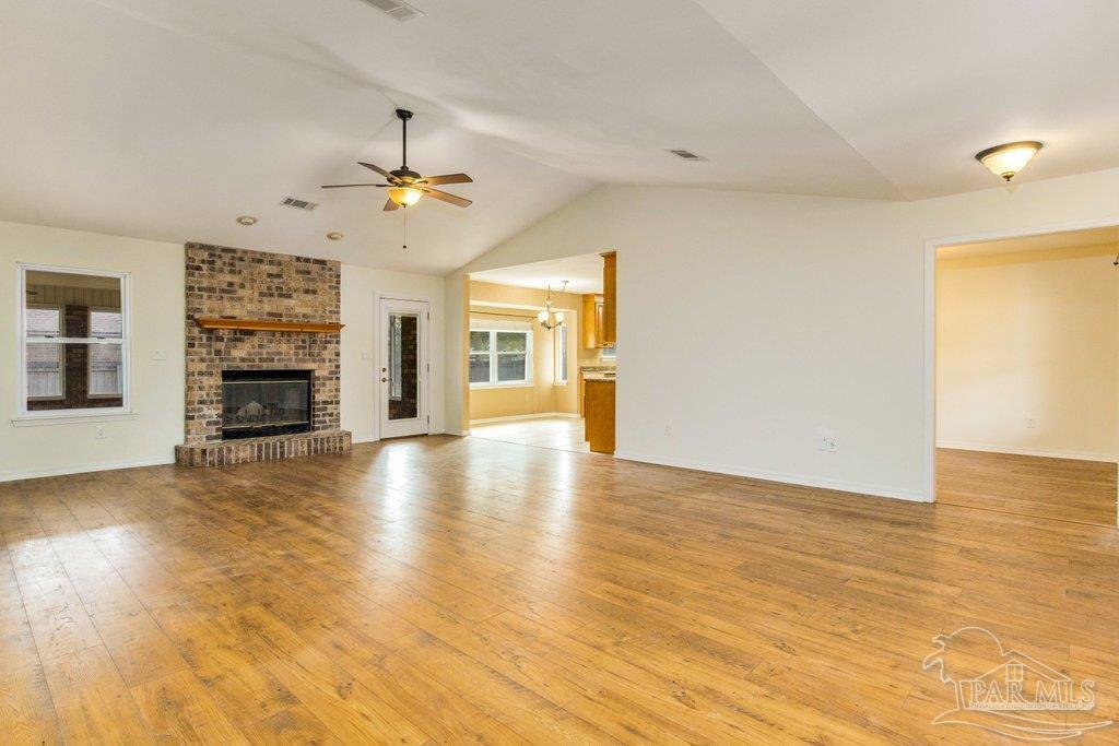 5338 Stafford Circle Pace, FL 32571 - Photo 5 of 45