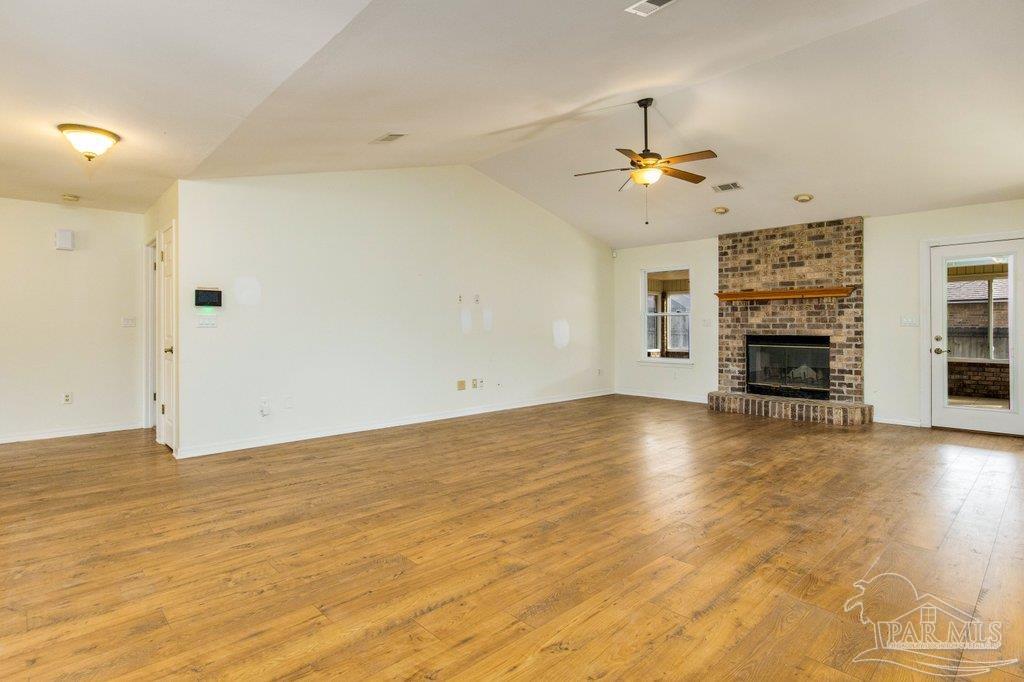 5338 Stafford Circle Pace, FL 32571 - Photo 6 of 45