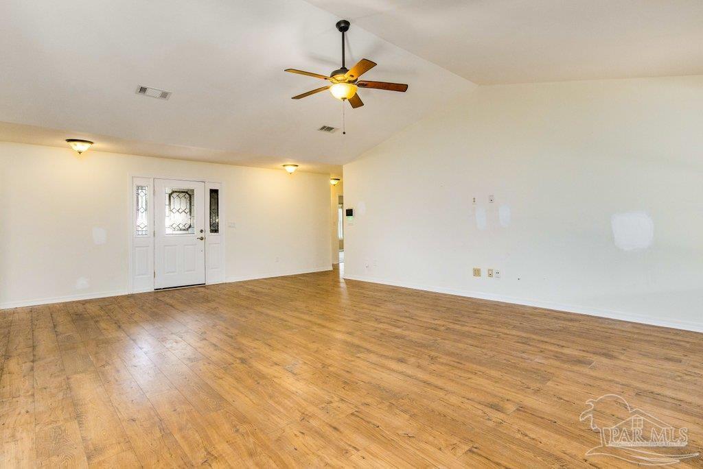 5338 Stafford Circle Pace, FL 32571 - Photo 7 of 45