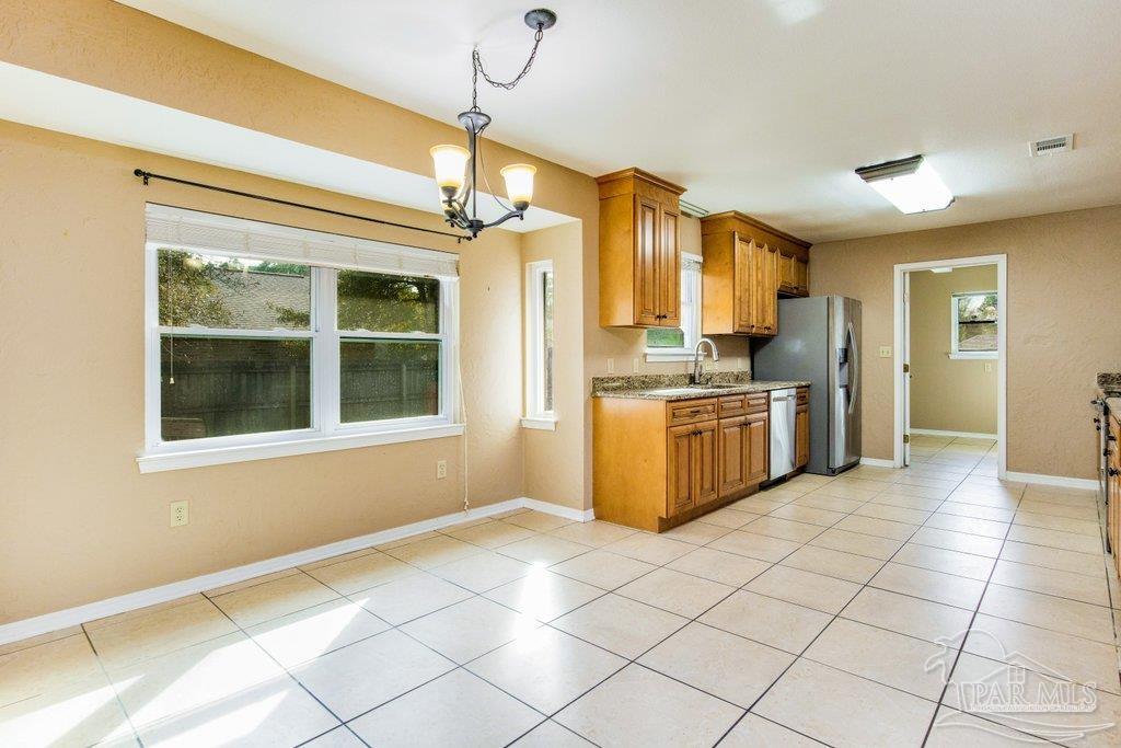 5338 Stafford Circle Pace, FL 32571 - Photo 10 of 45