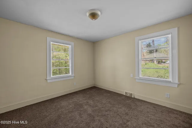 $186,900 | 3630 East 10th Street, Greenville, NC 27858