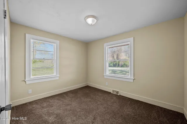 $186,900 | 3630 East 10th Street, Greenville, NC 27858