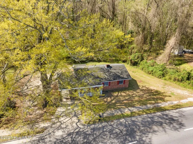 $186,900 | 3630 East 10th Street, Greenville, NC 27858