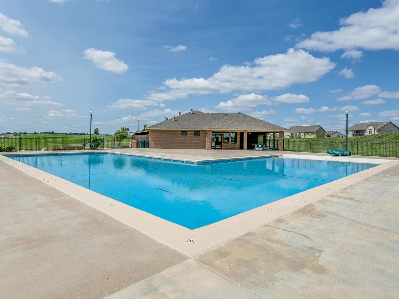 6896 East Pheasant Ridge Street Wichita, KS 67226 - Photo 8 of 12