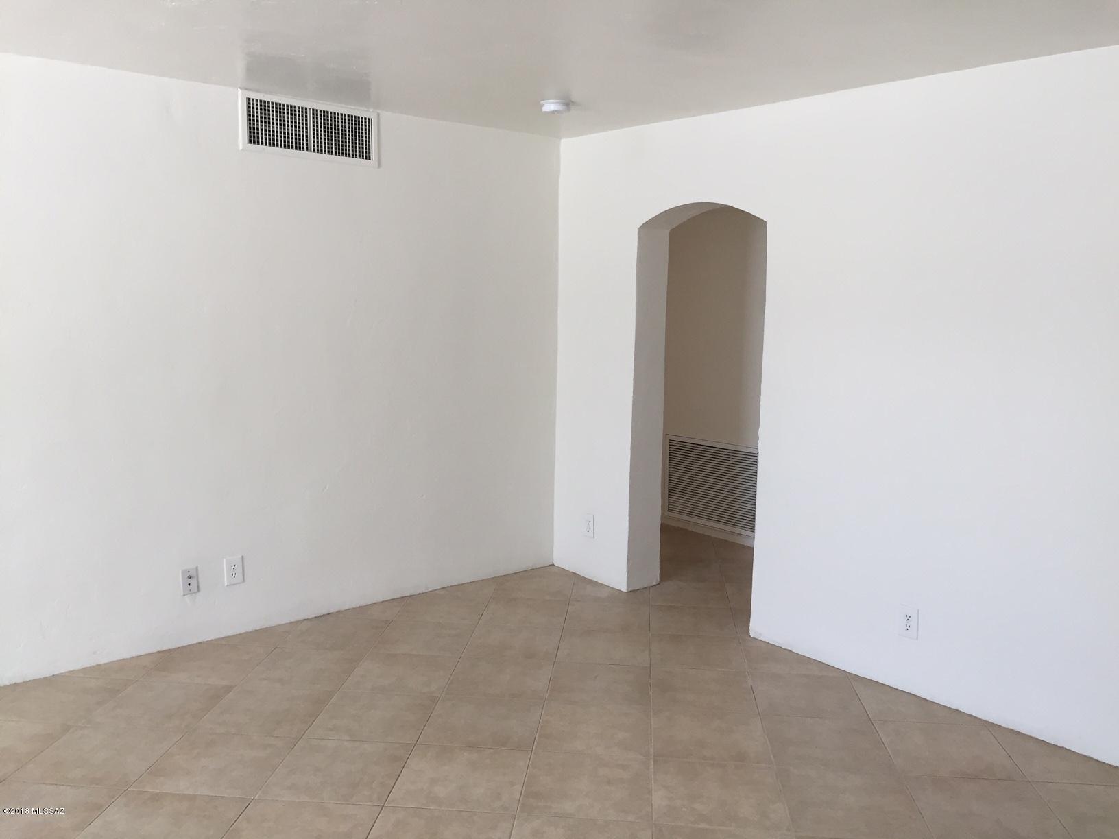 3420 East Lind Road Tucson, AZ 85716 - Photo 12 of 19