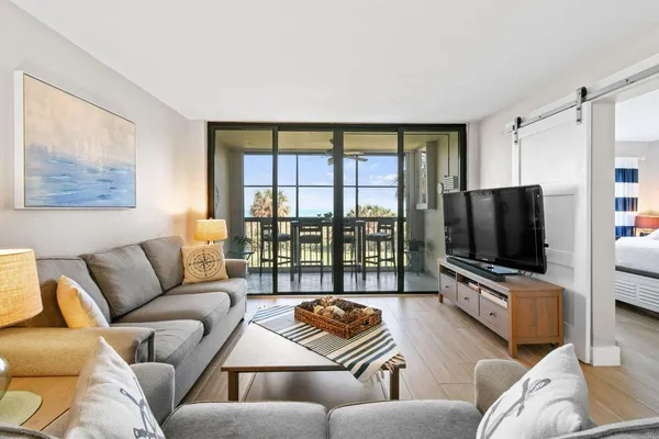 $2,800 | 3200 North Hwy A1A, Unit 209, Hutchinson Island, FL 34949