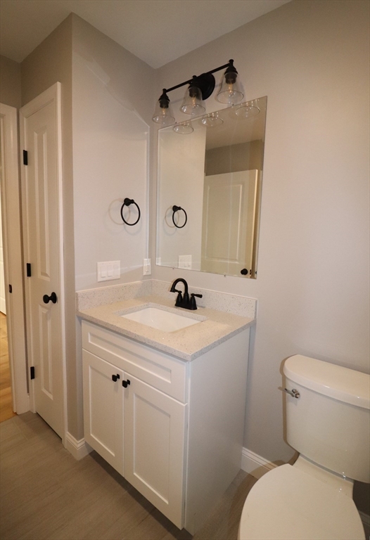 37 Glendale Road, Unit 1 Tiverton, RI 02878 - Photo 16 of 24