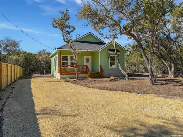 $1,500 | 656 Skyline Drive, Bandera, TX 78003